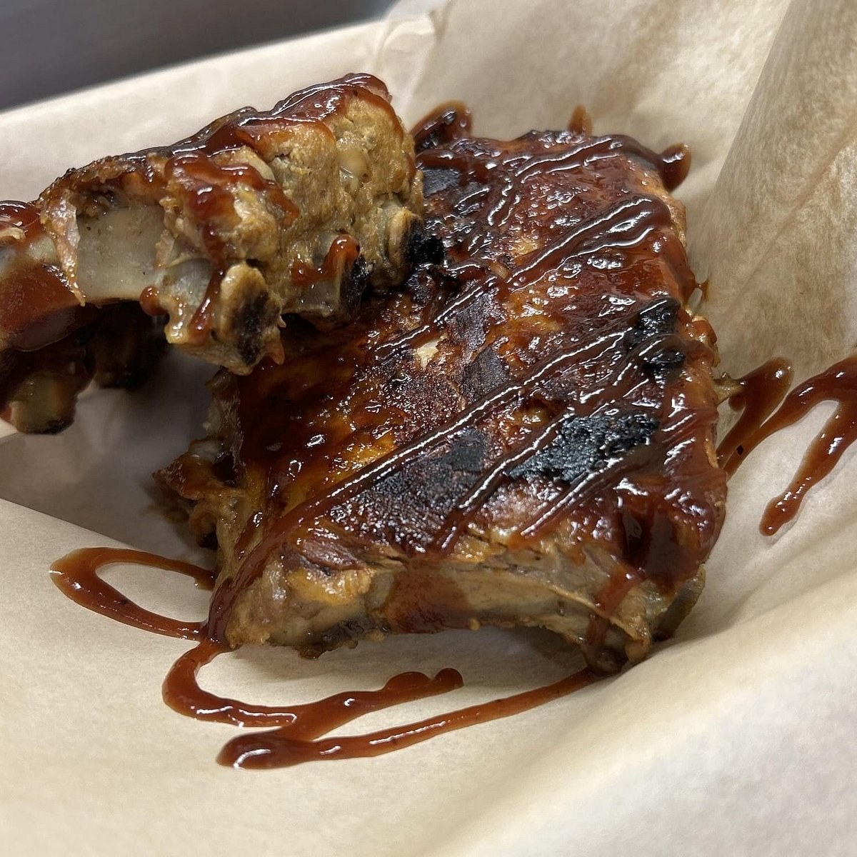 Sauced barbecue ribs